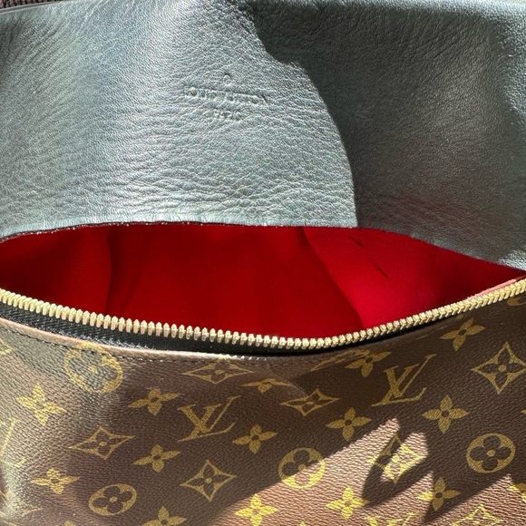 Authentic Louis Vuitton Tuileries Hobo with Red Interior - Picture 11 of 12